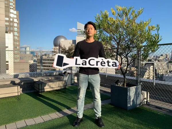 PR×デジタル戦略/株式会社ラ・クレタ【広告・マーケ事例インタビュー】