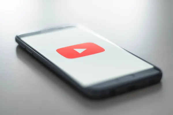 YouTubeショート動画とは？作り方やメリット、人気動画のコツを紹介します