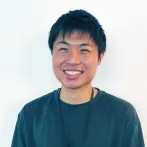 株式会社テスティー マーケティング事業本部　シニアマネージャー 沖田 駿太