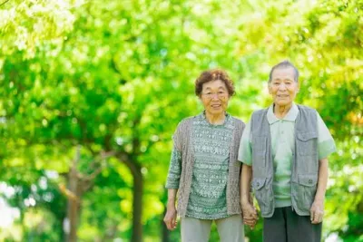 【シニア・高齢者にアプローチ】介護・認知症・健康情報サイトでバナー広告・記事広告