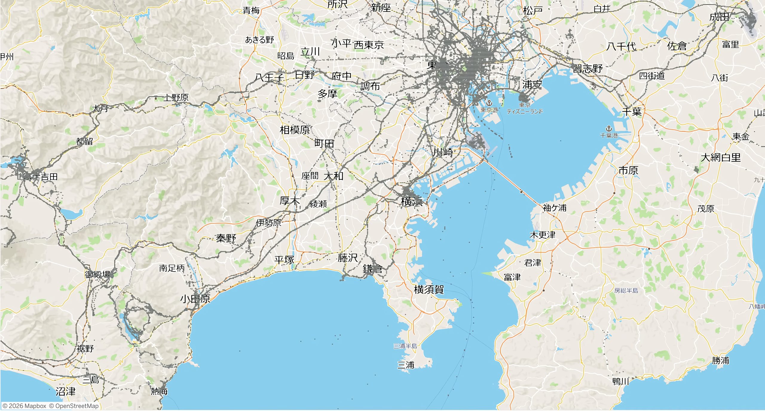訪日外国人の位置情報を活用した人流分析マップ 移動経路や来訪傾向を可視化した例